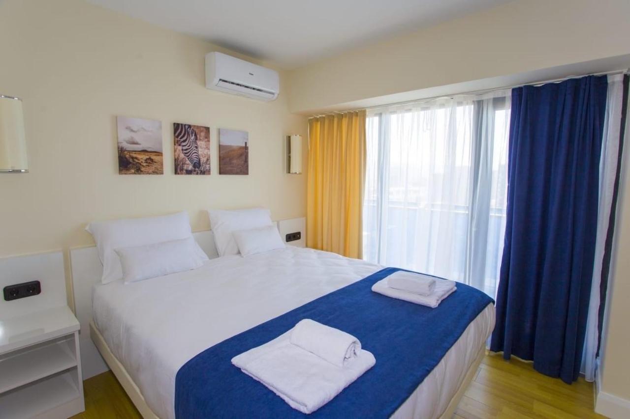 Orbi City Luxury Towers Aparthotel Batumi Exterior photo