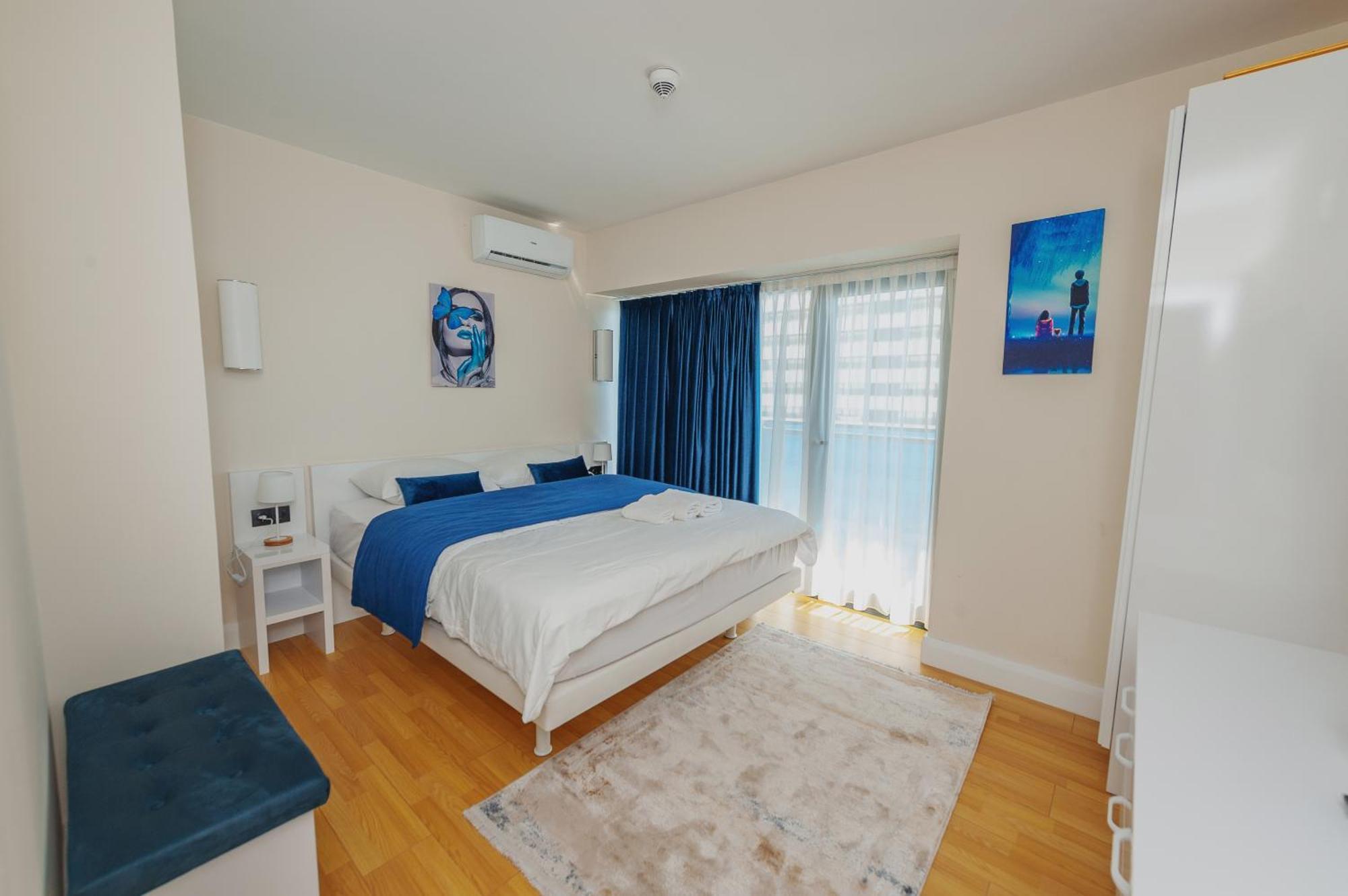 Orbi City Luxury Towers Aparthotel Batumi Exterior photo